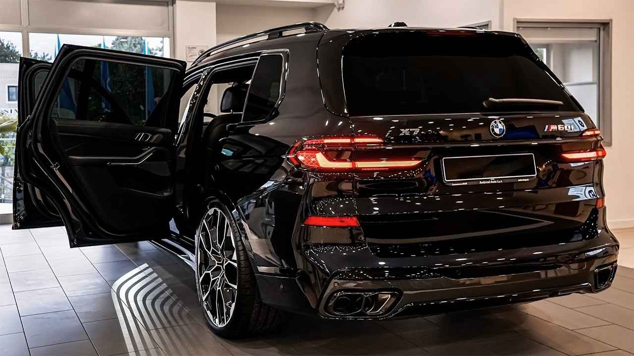 2026 BMW X7 M60i V8